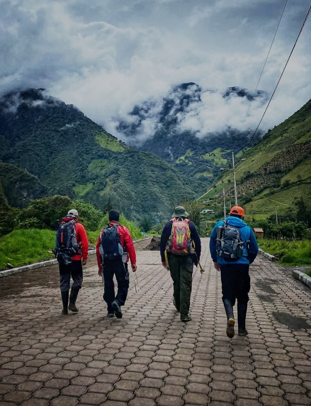 Foto de Travesía al Ojo del fantasma ubicada en la cara sur del volcán Tungurahua.