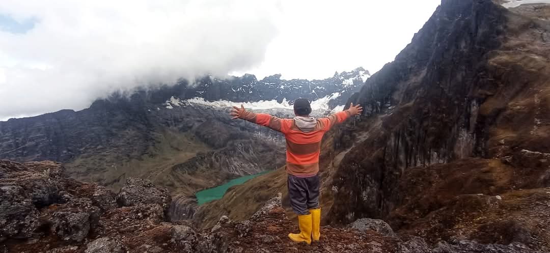 Foto de LAGUNA NEGRAPAGCHA O AZUL