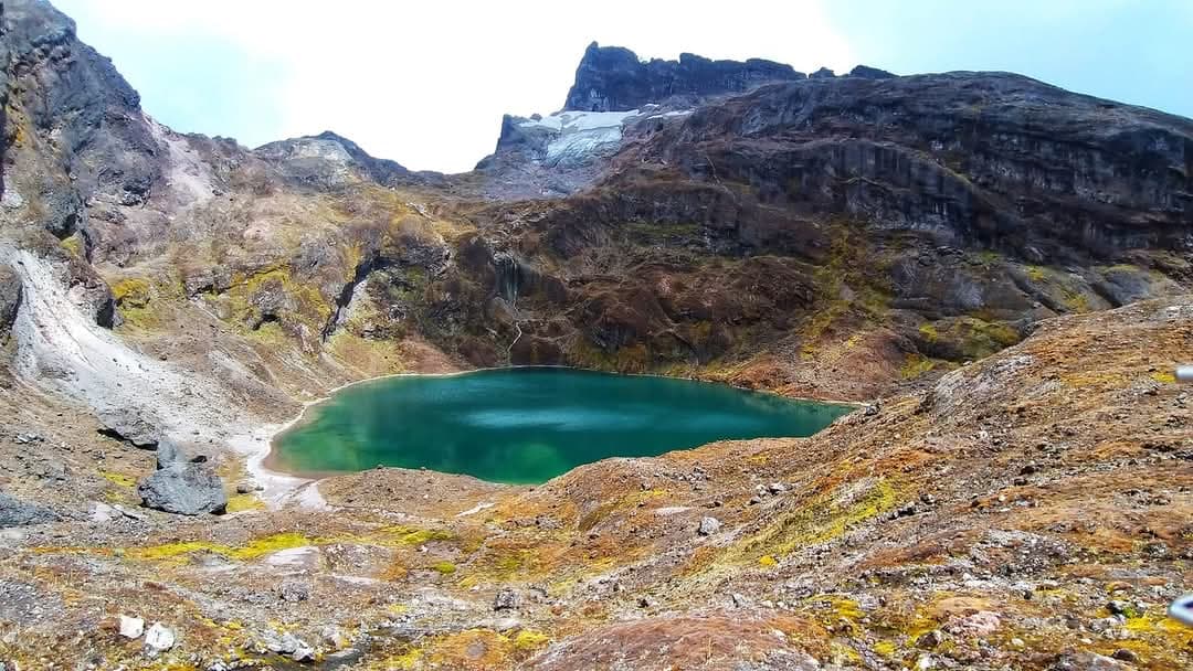 Foto de LAGUNA NEGRAPAGCHA O AZUL